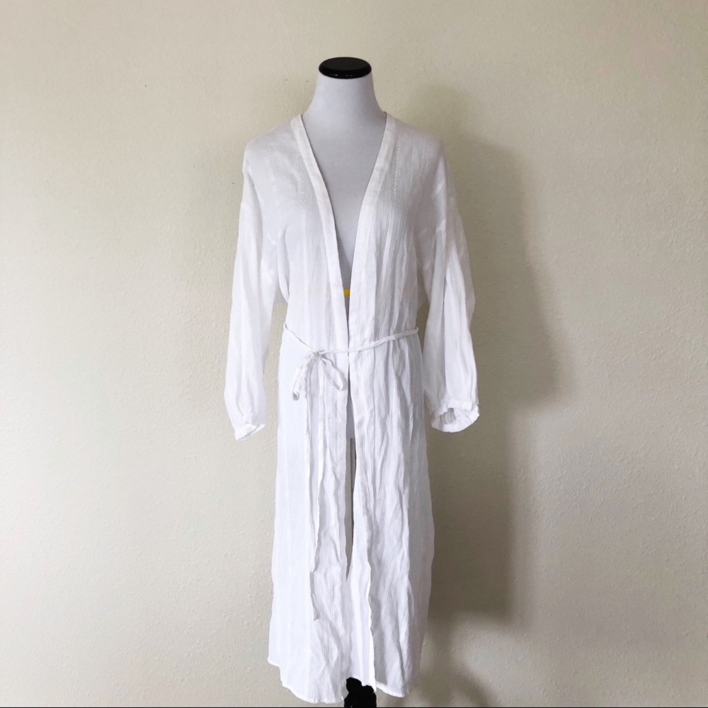 Uniqlo white long blouse